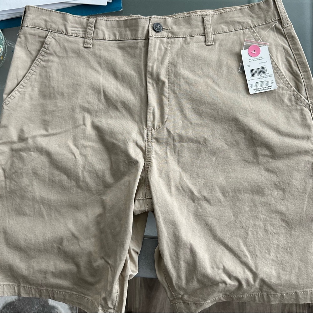 NWT GEORGE Walking Shorts